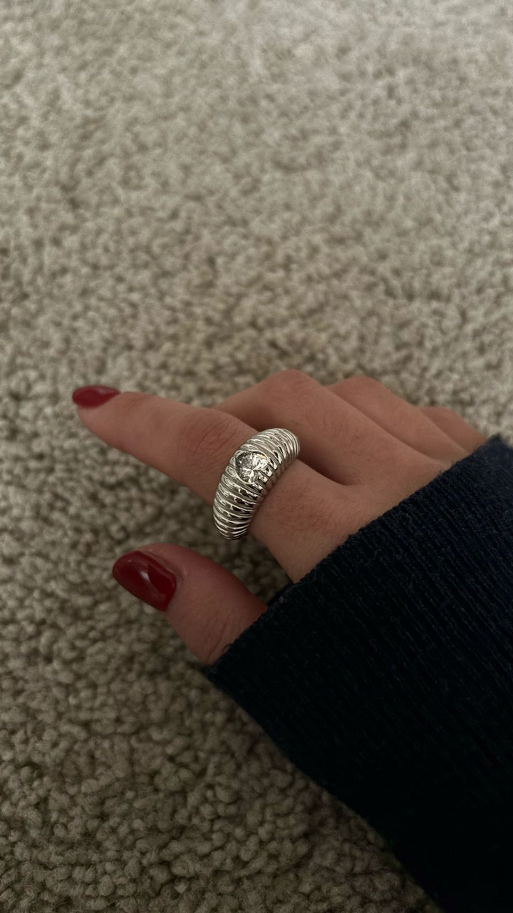 Anello cuore