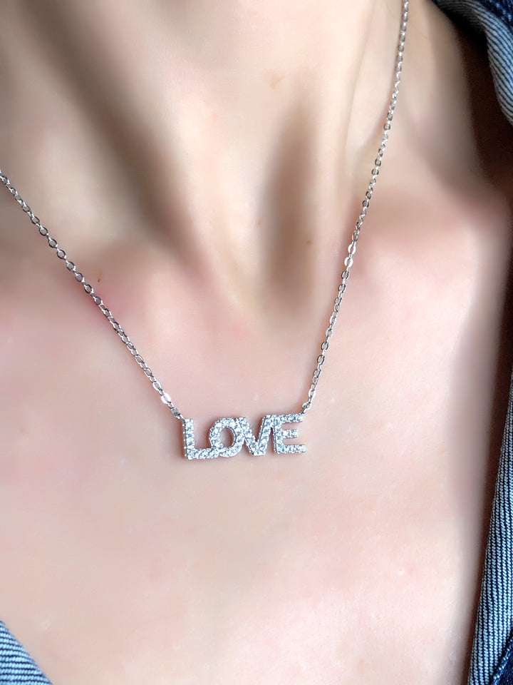 Collana love