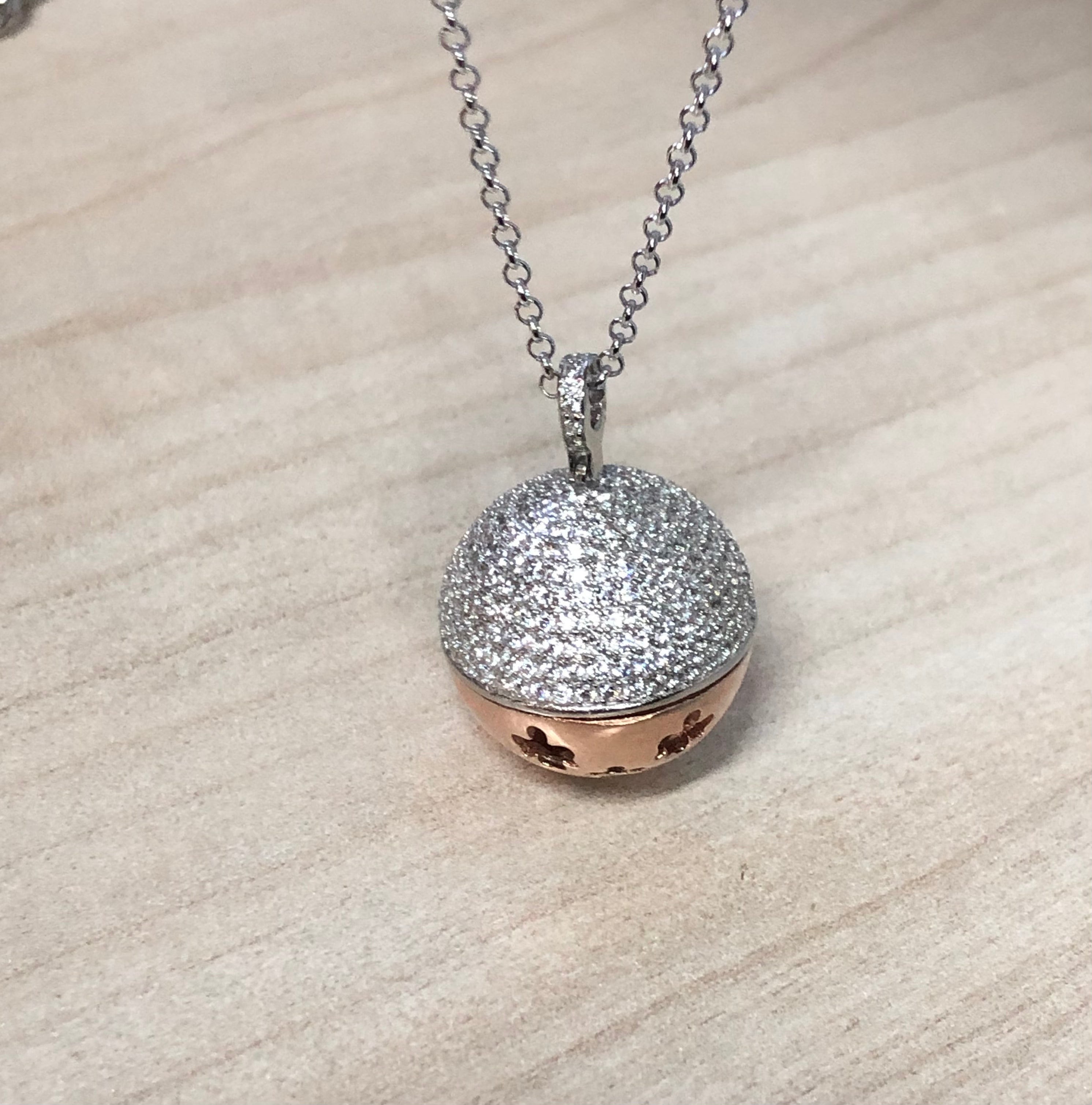 Collana Chiama Angeli con angeli