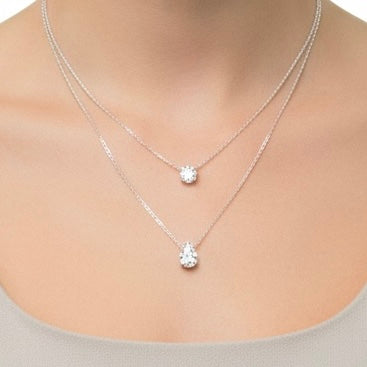 Collana con due fili punto luce e goccia
